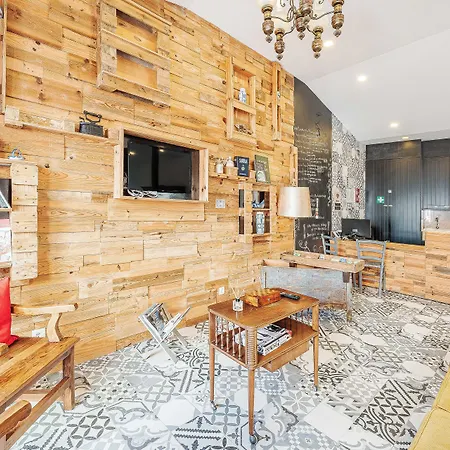 Apartment De Cintra *